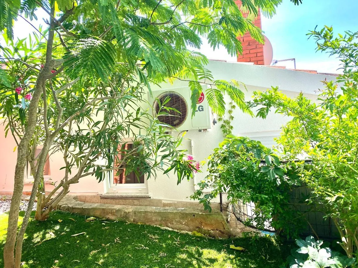 Apartment Sanja - With A Large Covered Terrace And Pool Banjole Croatia