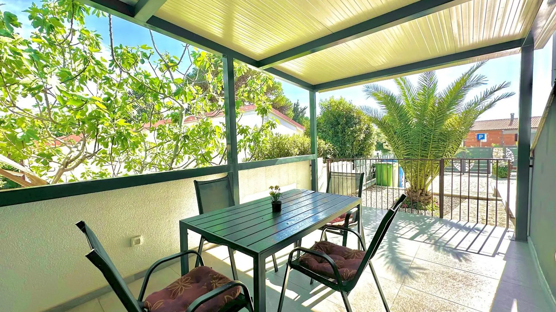 Sanja - With A Large Covered Terrace And Pool Banjole Croatia