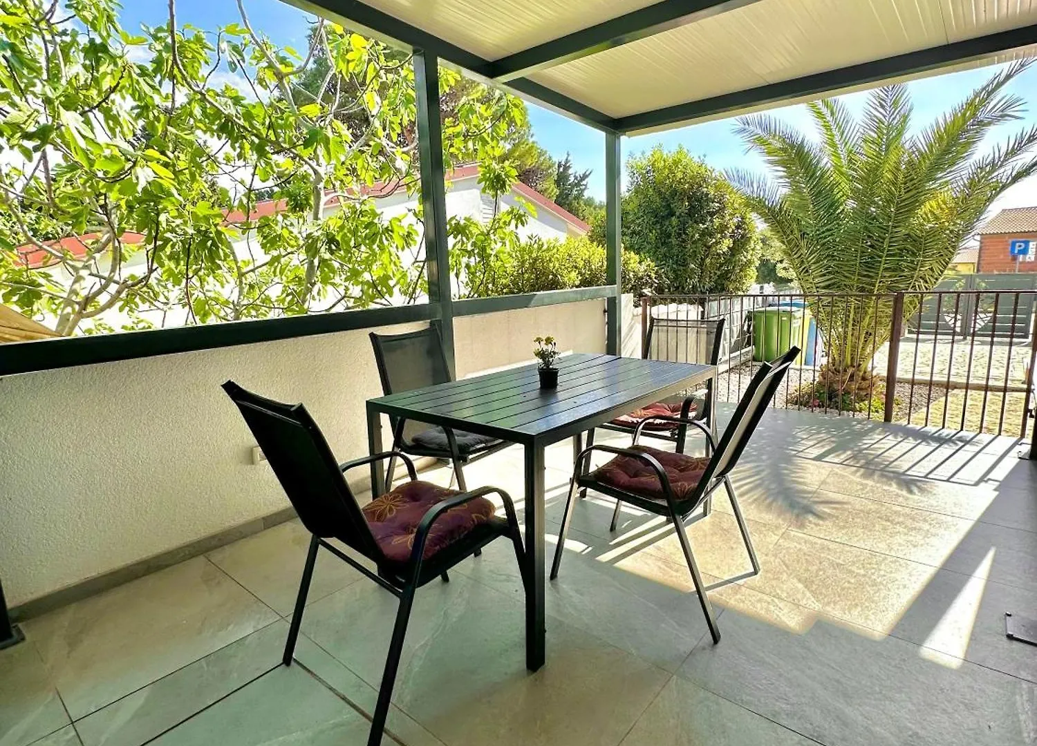 Apartment Sanja - With A Large Covered Terrace And Pool Banjole